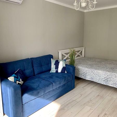 Sisters Apartment Ukr 切尔尼戈夫 外观 照片