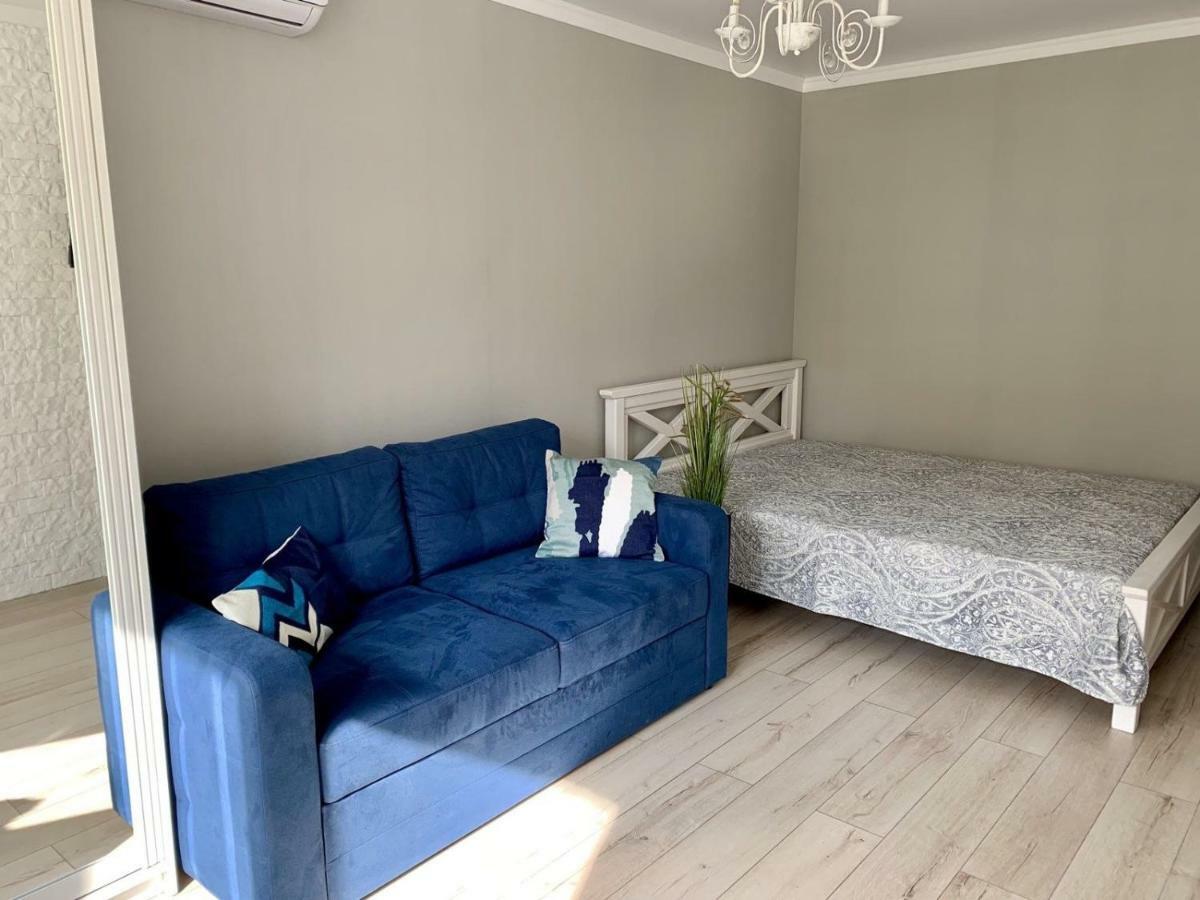Sisters Apartment Ukr 切尔尼戈夫 外观 照片