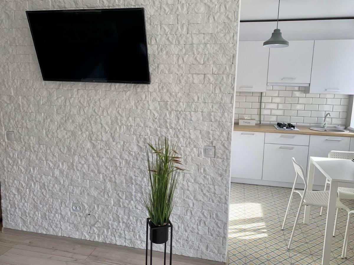 Sisters Apartment Ukr 切尔尼戈夫 外观 照片