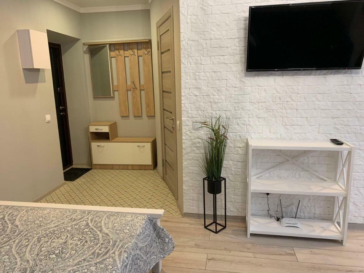 Sisters Apartment Ukr 切尔尼戈夫 外观 照片
